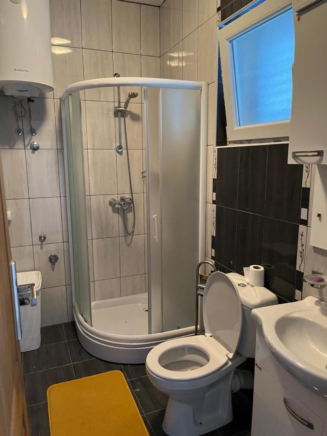 Apartman Iskra Lejlighed Bijela Eksteriør billede